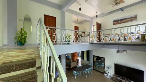 Villa Charming Apartelle With Swimming Pool -exclusive