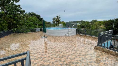 Villa Charming Apartelle With Swimming Pool -exclusive