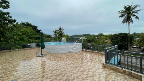 Villa Charming Apartelle With Swimming Pool -exclusive