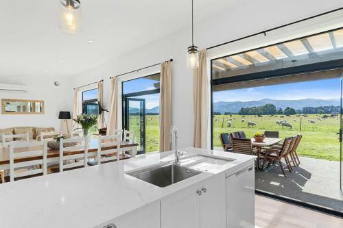 The Modern Farmstead - Greytown Accommodation