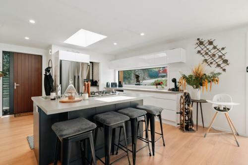 Aspen Views - Queenstown Holiday Home