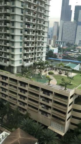 Apartamentos Makati Cbd Resort