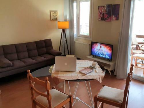 Apartamento J Living