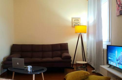 Apartamento J Living