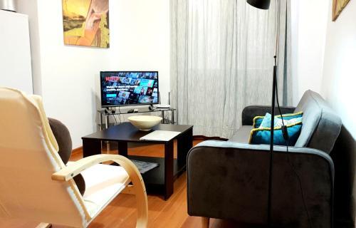 Apartamento J Living