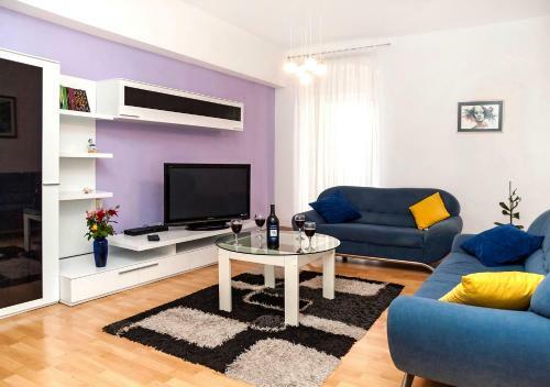 Apartment Wanderlust