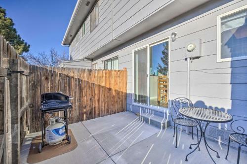 Colorado Springs Townhome Less Than 8 Mi To Downtown!