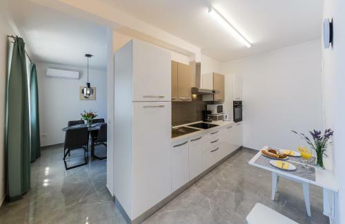 Apartmani Ujakovic