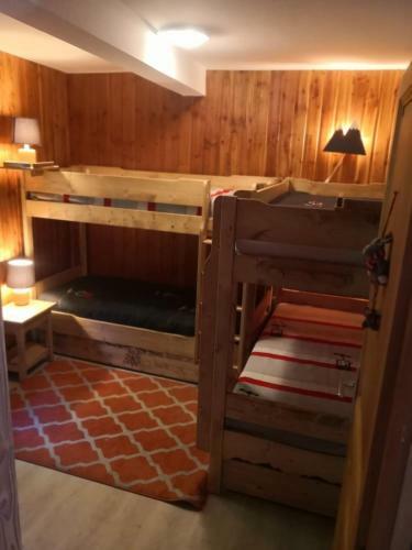 Le Chalet Pointu De Capucine