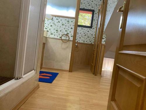 Hostal Single Room For A Relaxing Stay