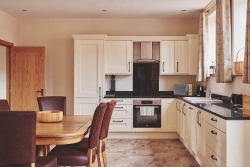 Cleeton Cottage