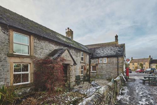Knowl At Hartington Courtyard