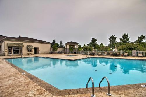 Stunning Branson Villa With On-site Golf Access