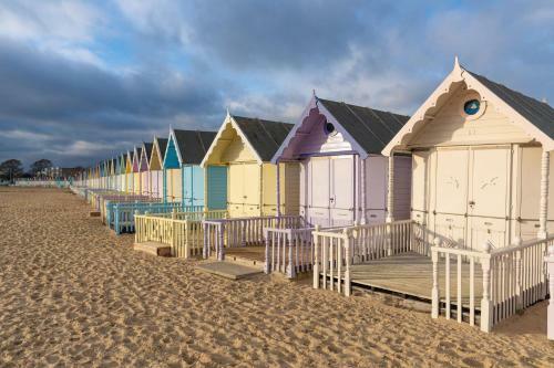 Mersea Island Cottage