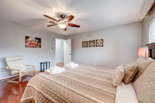 Adorable Home In Energy Corridor, Houston