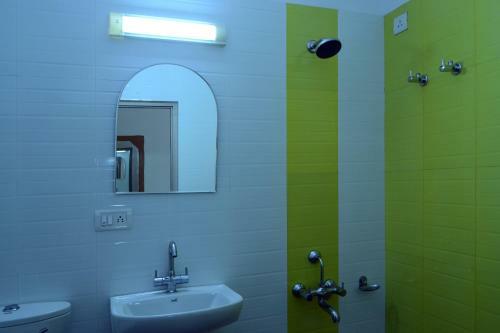 Hostal Rising Sun Retreat