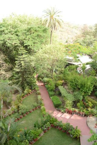 Hostal Rising Sun Retreat