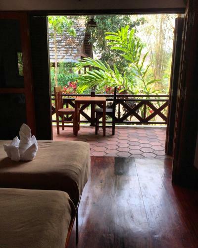 Hostal Ban Vivanh Chambres D'hotes