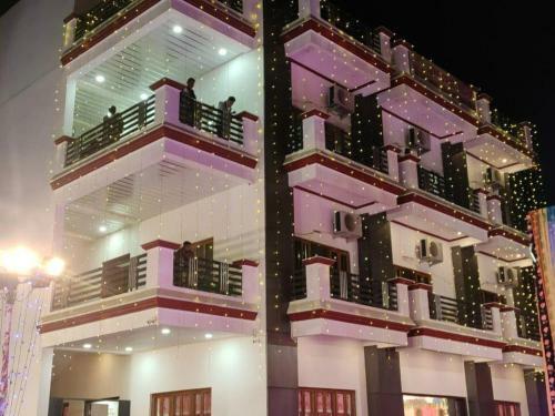 Hotel Kushmanda Greens