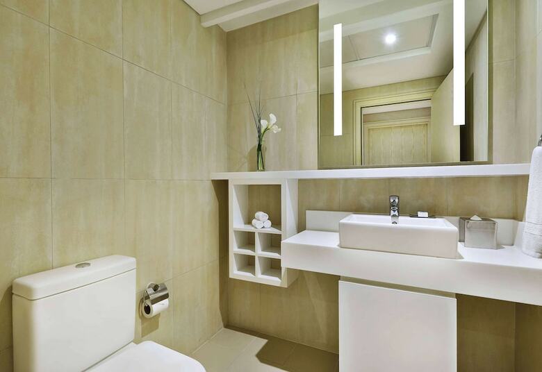 Hotel Doubletree By Hilton Dubai Jumeirah Beach