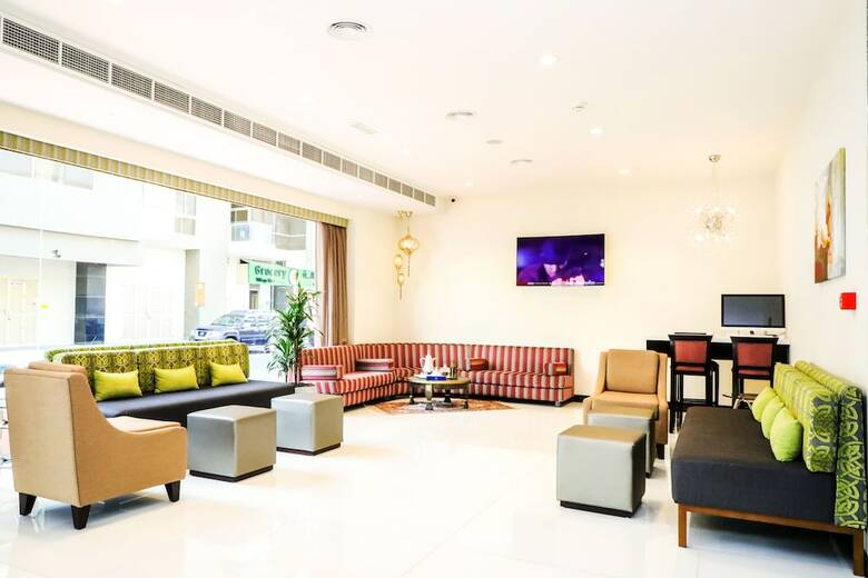 Savoy Crest Hotel Apartment