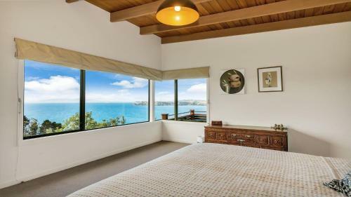 Seaview Sojourn - Waiheke Escapes