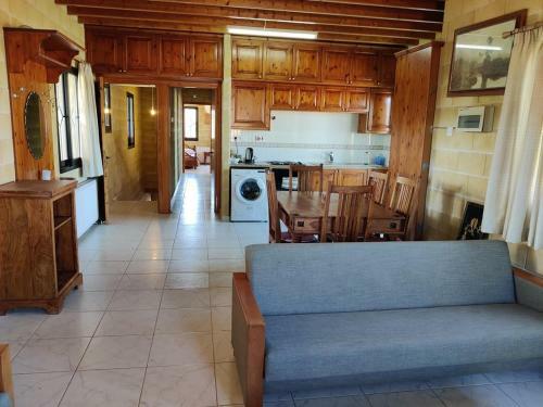 Amazing Holiday Home In Polis Area
