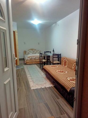 Apartmani Mom?ilo