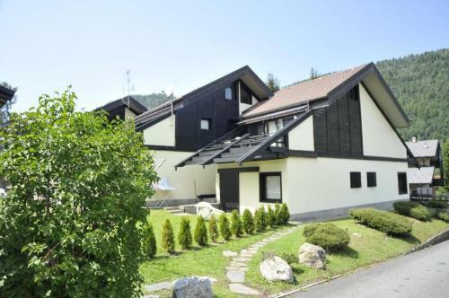 Sky Residence - Comfort Apartments In Aprica