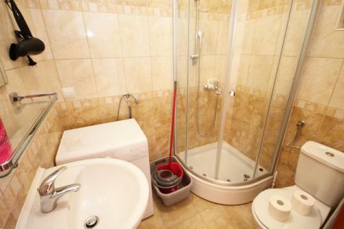 Apartment With Pool Tomic Boka Bay