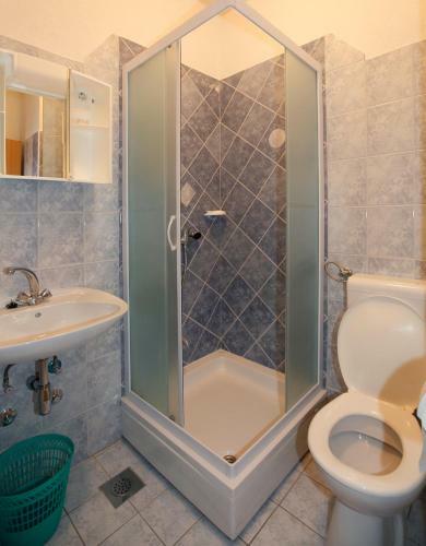 Sea View Apartments Milenko