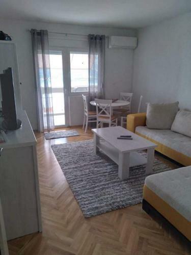 Apartamento Aleksandra