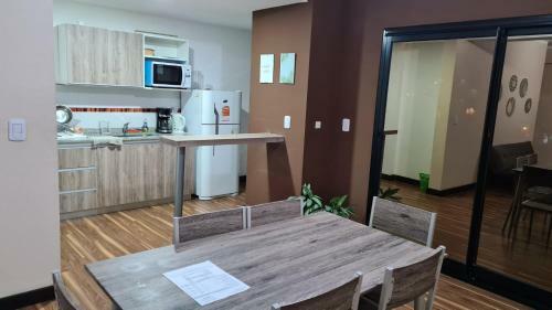 Apartamento Amplio Y C�modo Depto. 6 Personas