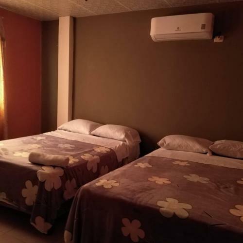 Hostal Las Garzas Del Pelado