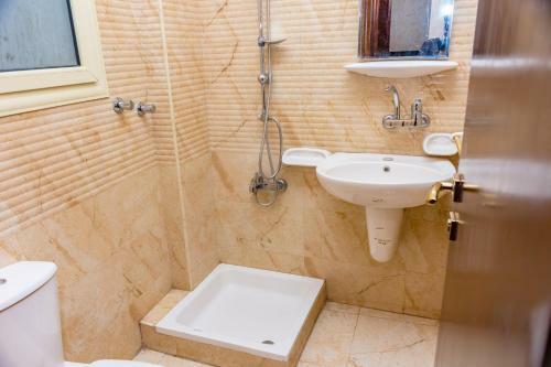 Al Tayser Hotel