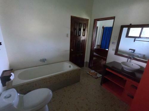 Hostal Siargao Sunrise Villa