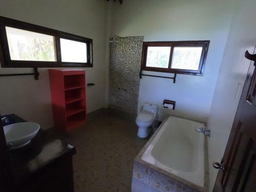 Hostal Siargao Sunrise Villa