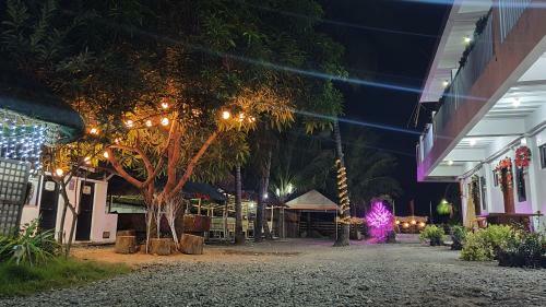 Albergue Coriz Beach Resort