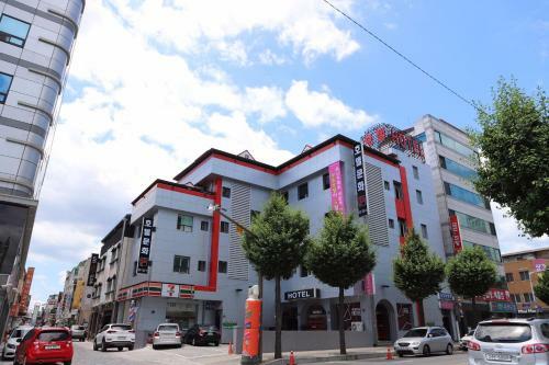 Munhwa Hotel