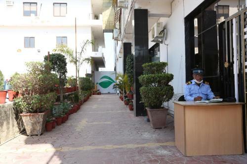 Hotel Green Club