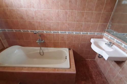 Hotel Akbar Syariah Banyumas Redpartner