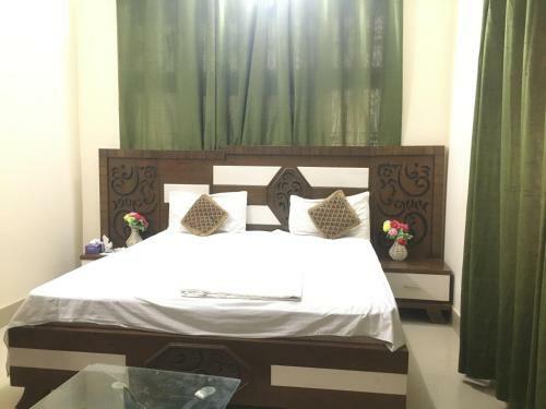 Hostal Embassy Guest House