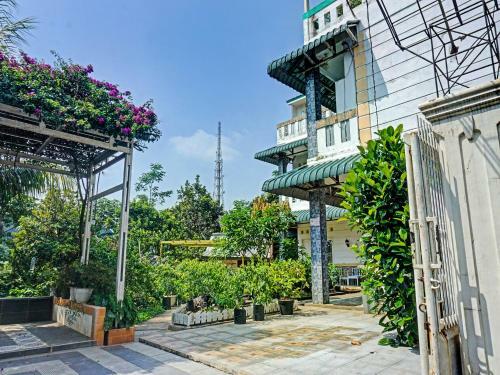 Hotel Spot On 91461 Saungawi Stay Syariah