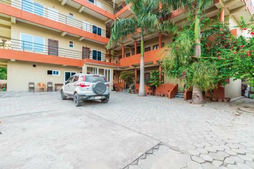 Hotel Sauraha Boutique Resort