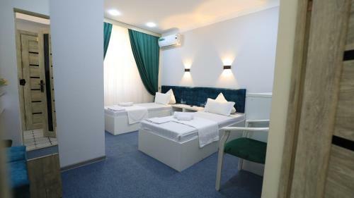 East Hotel