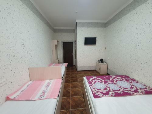 Hotel Aka Uka Plus