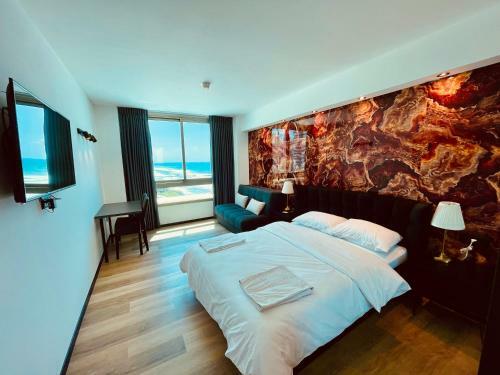 Carmel Holiday Apartments