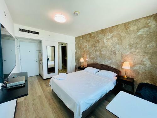 Carmel Holiday Apartments