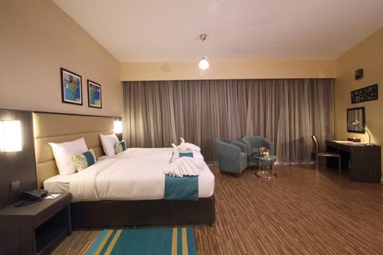 Flora Al Souq Hotel