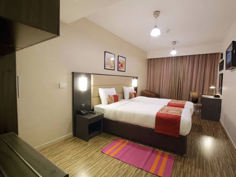 Flora Al Souq Hotel